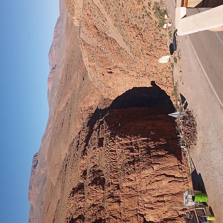 Riad Bleu Afriqua Boumalne Dades Bilik gambar
