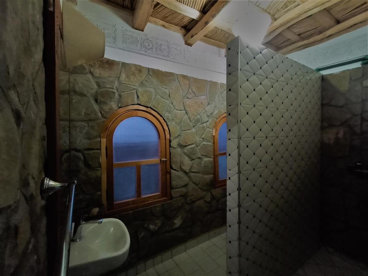 Riad Bleu Afriqua Boumalne Dades Luaran gambar
