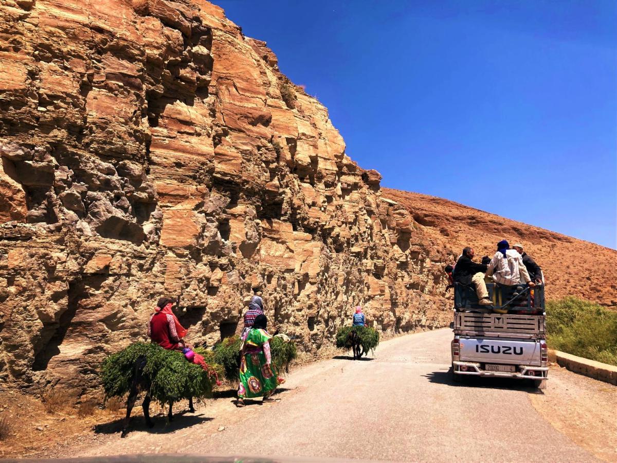Riad Bleu Afriqua Boumalne Dades Luaran gambar